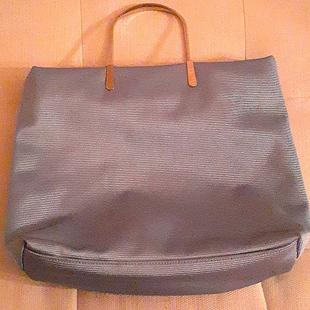 Sky blue medium handbag